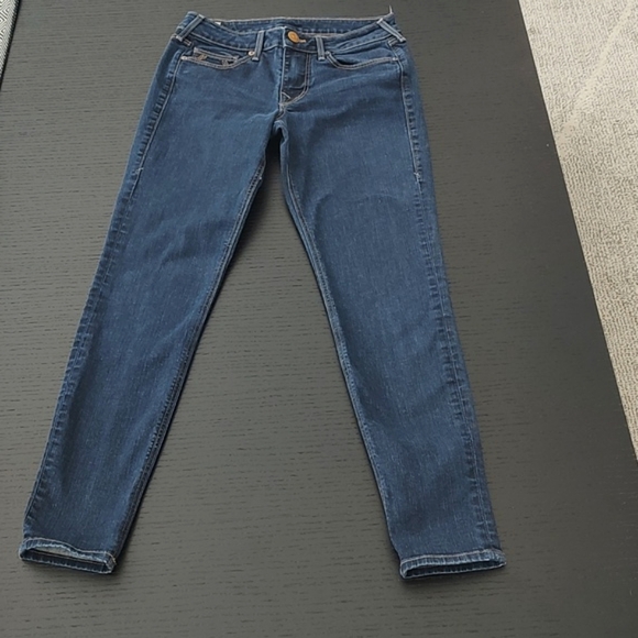 Like New True Religion HALLE Skinny Jeans Dark Wash Size 28 With Stretch - Picture 1 of 12
